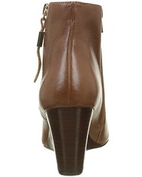 braune Stiefel von JB MARTIN