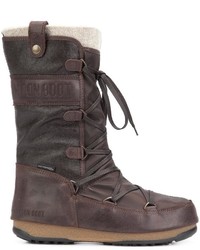 braune Stiefel von Moon Boot