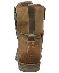 braune Stiefel von Mustang