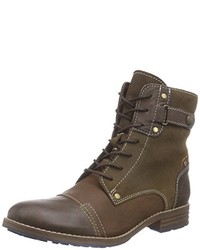 braune Stiefel von Mustang