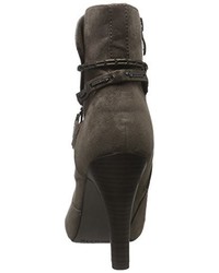 braune Stiefel von Tamaris