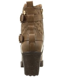 braune Stiefel von XTI