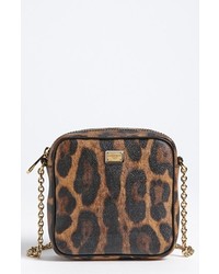 braune Taschen mit Leopardenmuster