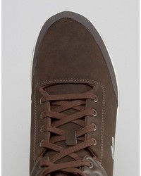 braune Turnschuhe von Lacoste