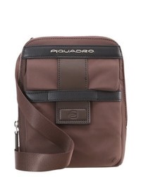 braune Umhängetasche von Piquadro