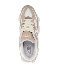 braune Wildleder niedrige Sneakers von New Balance