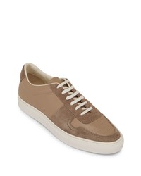 braune Wildleder niedrige Sneakers von Common Projects