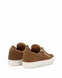 braune Wildleder niedrige Sneakers von Giuseppe Zanotti