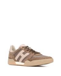 braune Wildleder niedrige Sneakers von Hogan