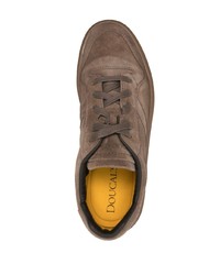 braune Wildleder niedrige Sneakers von Doucal's