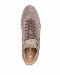 braune Wildleder niedrige Sneakers von Tod's