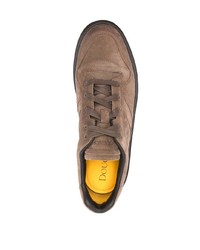 braune Wildleder niedrige Sneakers von Doucal's