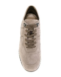 braune Wildleder niedrige Sneakers von Hogan