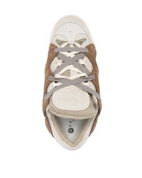 braune Wildleder niedrige Sneakers von Paura