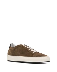 braune Wildleder niedrige Sneakers von Common Projects