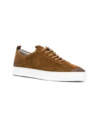 braune Wildleder niedrige Sneakers von Grenson