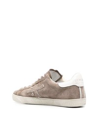 braune Wildleder niedrige Sneakers von Premiata