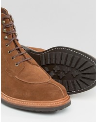 braune Wildlederstiefel von Grenson