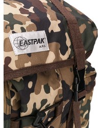 brauner Camouflage Rucksack von Eastpak