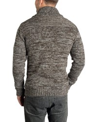 brauner Pullover mit einem Schalkragen von Solid