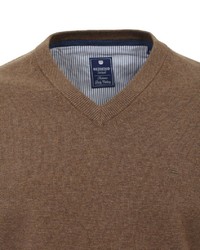 brauner Pullover mit einem V-Ausschnitt von Redmond