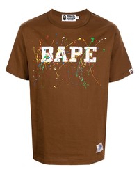 braunes bedrucktes T-Shirt mit einem Rundhalsausschnitt von A Bathing Ape