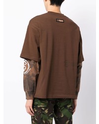 braunes bedrucktes T-Shirt mit einem Rundhalsausschnitt von AAPE BY A BATHING APE