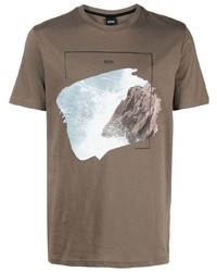 braunes bedrucktes T-Shirt mit einem Rundhalsausschnitt von BOSS