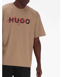 braunes bedrucktes T-Shirt mit einem Rundhalsausschnitt von Hugo