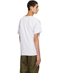 braunes bedrucktes T-Shirt mit einem Rundhalsausschnitt von SC103