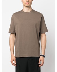 braunes bedrucktes T-Shirt mit einem Rundhalsausschnitt von Emporio Armani