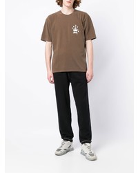 braunes bedrucktes T-Shirt mit einem Rundhalsausschnitt von Stussy