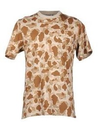 braunes Camouflage T-Shirt mit einem Rundhalsausschnitt
