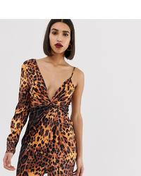 braunes figurbetontes Kleid mit Leopardenmuster von PrettyLittleThing