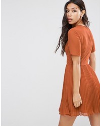 braunes Spitzekleid von Asos