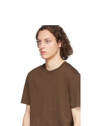 braunes T-Shirt mit einem Rundhalsausschnitt von Maison Margiela