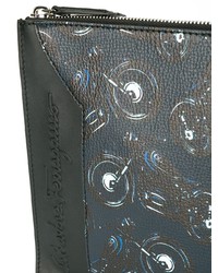 dunkelblaue bedruckte Leder Clutch Handtasche von Salvatore Ferragamo