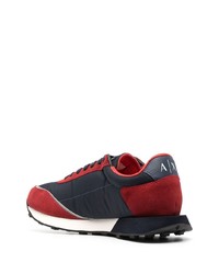 dunkelblaue bedruckte Leder niedrige Sneakers von Armani Exchange