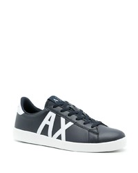 dunkelblaue bedruckte Leder niedrige Sneakers von Armani Exchange