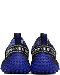 dunkelblaue bedruckte Segeltuch niedrige Sneakers von VERSACE JEANS COUTURE