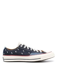dunkelblaue bedruckte Segeltuch niedrige Sneakers von Converse
