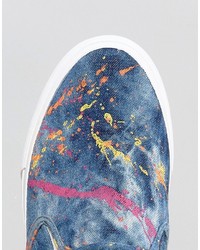 dunkelblaue bedruckte Slip-On Sneakers aus Jeans von Asos