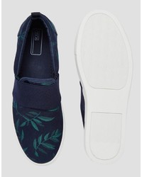 dunkelblaue bedruckte Slip-On Sneakers von Asos