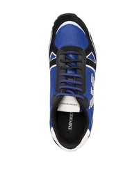dunkelblaue bedruckte Wildleder niedrige Sneakers von Emporio Armani