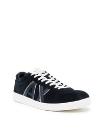 dunkelblaue bedruckte Wildleder niedrige Sneakers von Armani Exchange