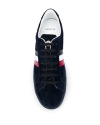 dunkelblaue bedruckte Wildleder niedrige Sneakers von Moncler