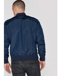 dunkelblaue Bomberjacke von Alpha Industries