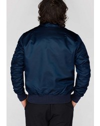 dunkelblaue Bomberjacke von Alpha Industries