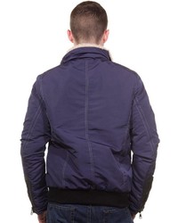 dunkelblaue Bomberjacke von Catch