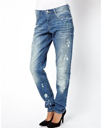 dunkelblaue Boyfriend Jeans mit Destroyed-Effekten von Asos